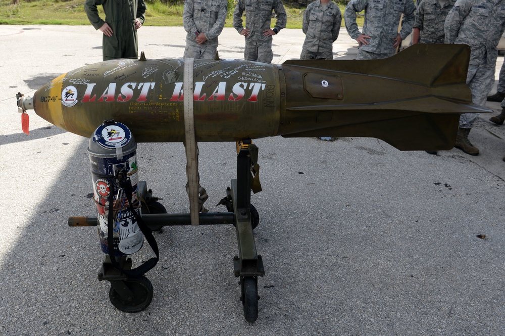 Blast from the past: 20th EBS drops last M117 bomb in PACAF