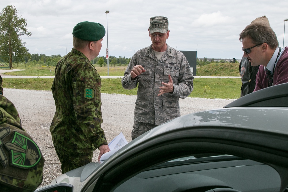 Maj. Gen. Kee visits Tapa Military Base