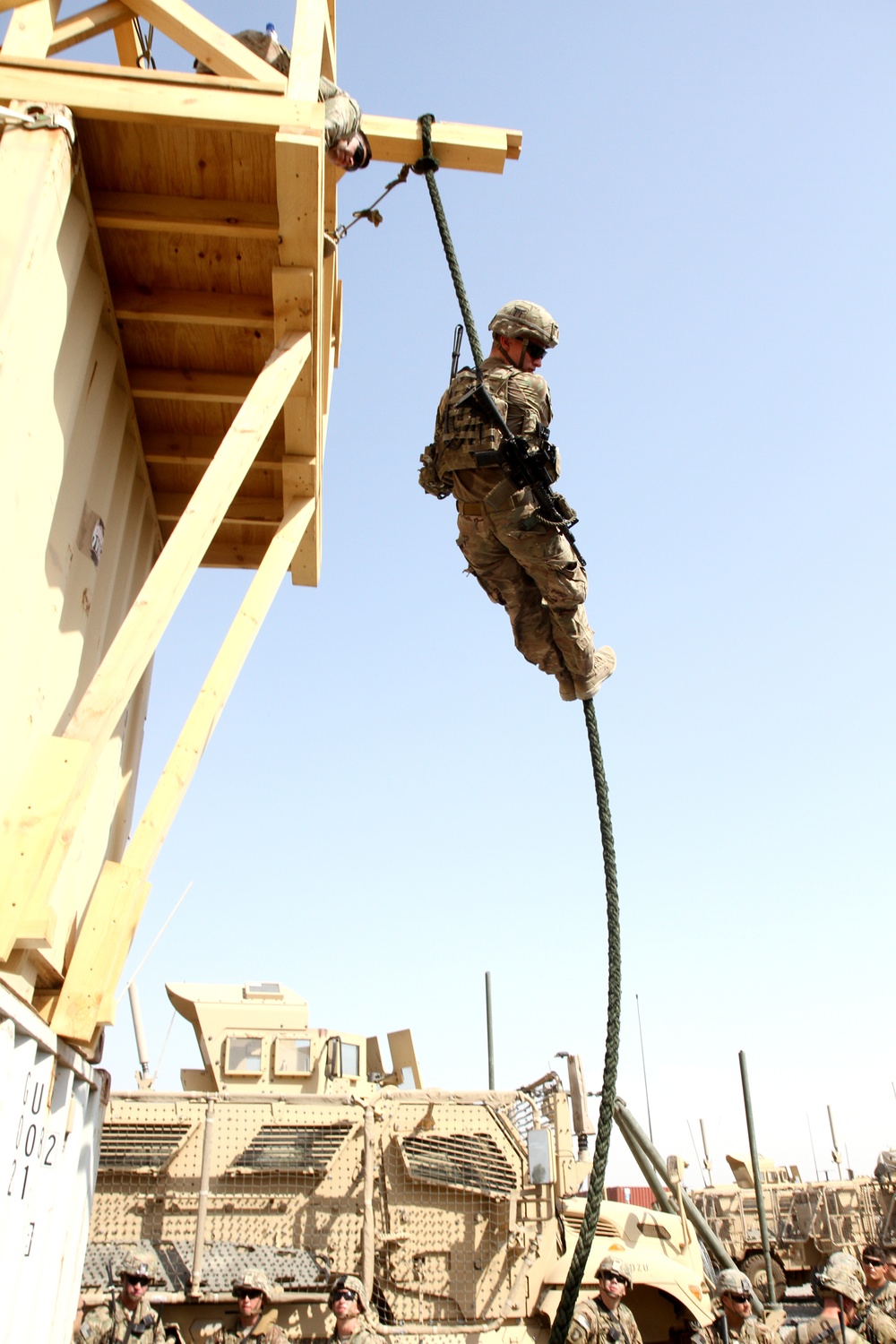 US Army soldiers conduct fast rope training in eastern Afghanistan