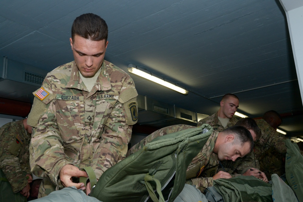 173rd Airborne Brigade airfield-seizure