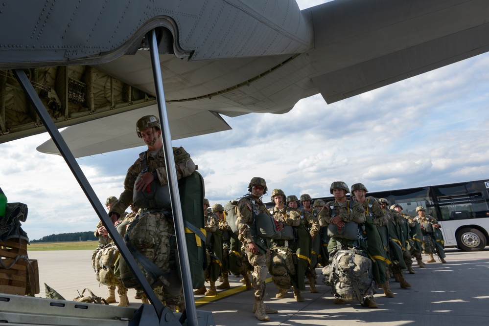 173rd Airborne Brigade airfield-seizure