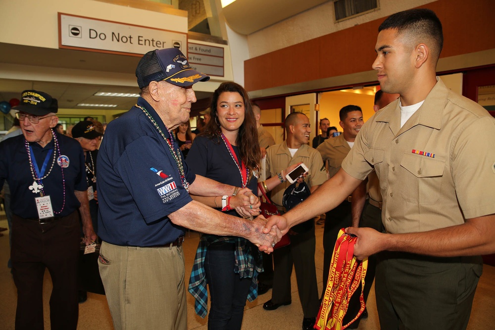 Marines, others welcome WWII vets to the Big Easy