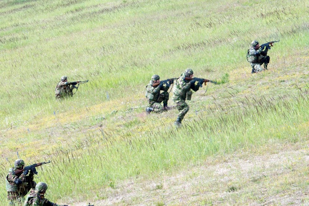 Secretary of defense visits the Grafenwoehr Training Area