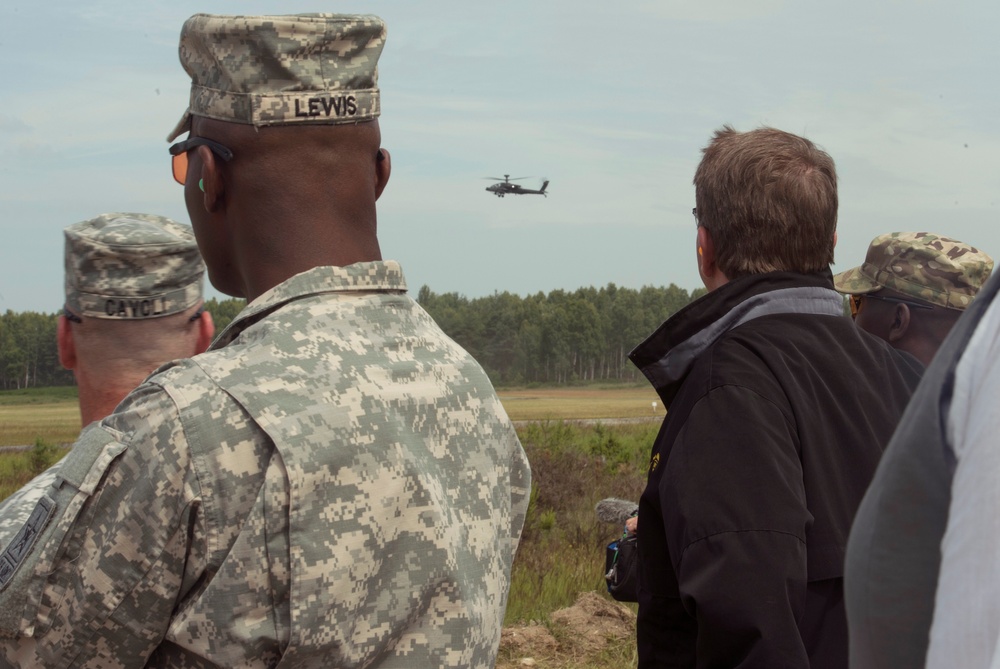 Secretary of defense visits the Grafenwoehr Training Area