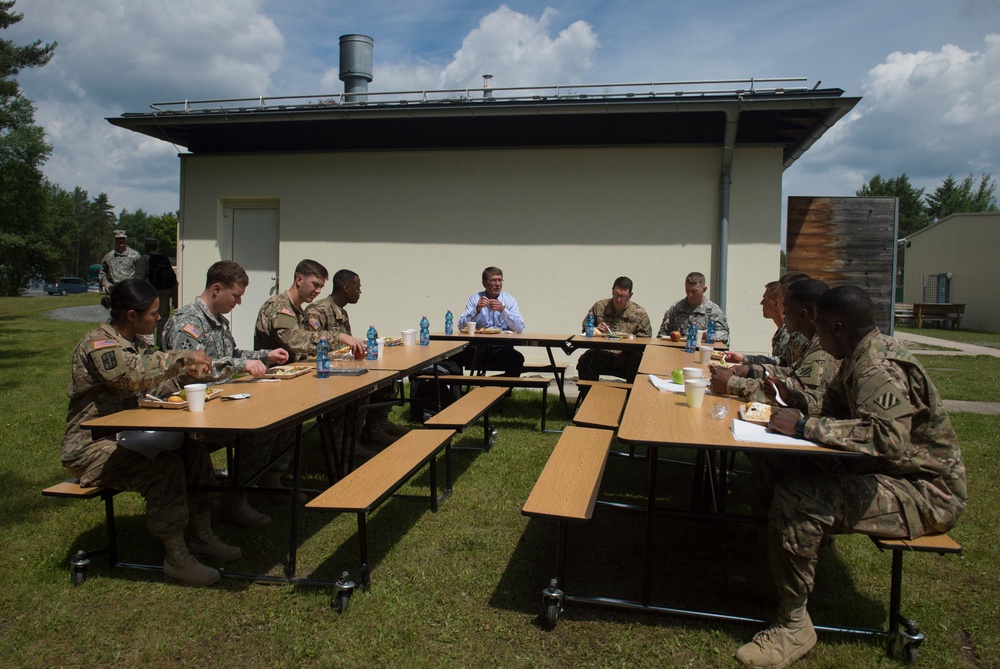 Secretary of defense visits the Grafenwoehr Training Area