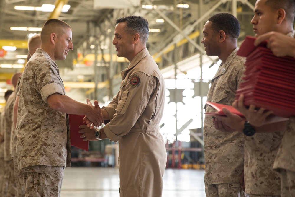 Marines awarded for returning MV-22 Osprey to flight status