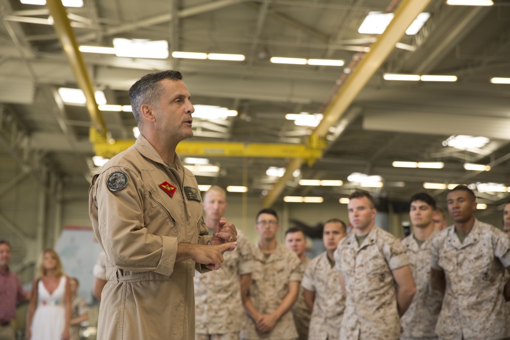 Marines awarded for returning MV-22 Osprey to flight status