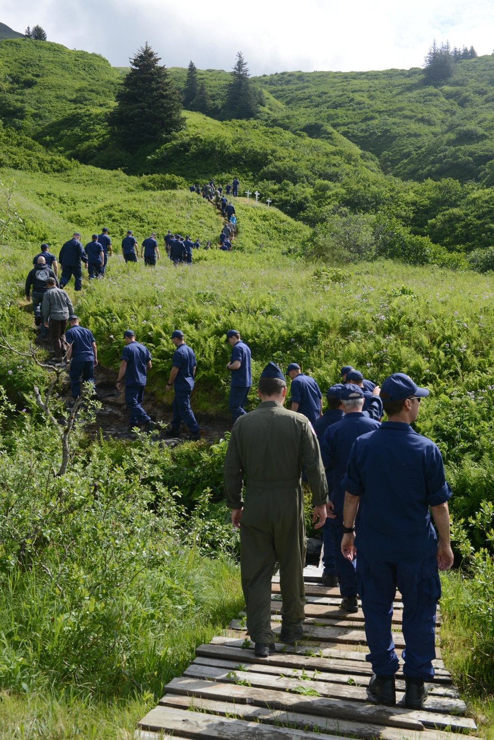 Coast Guard Air Station Kodiak pays tribute on 20th anniversary of plane crash in Kodiak, Alaska