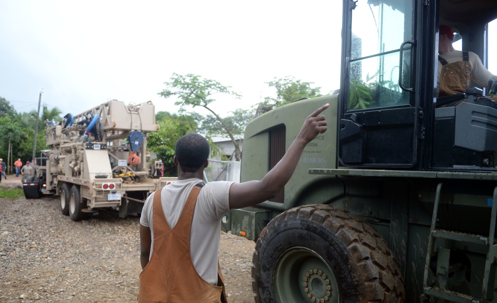 Drill team brings equipment to Honduras Aguan