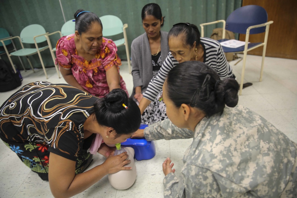 PP15 medical team conducts lifesaving courses at College of Micronesia - FSM