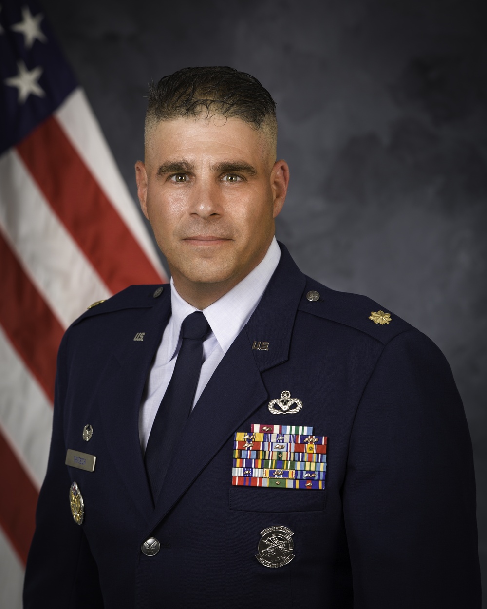 Official portrait, Commander, the US Air Force Honor Guard, Maj. Jeffrey T. Menasco, US Air Force