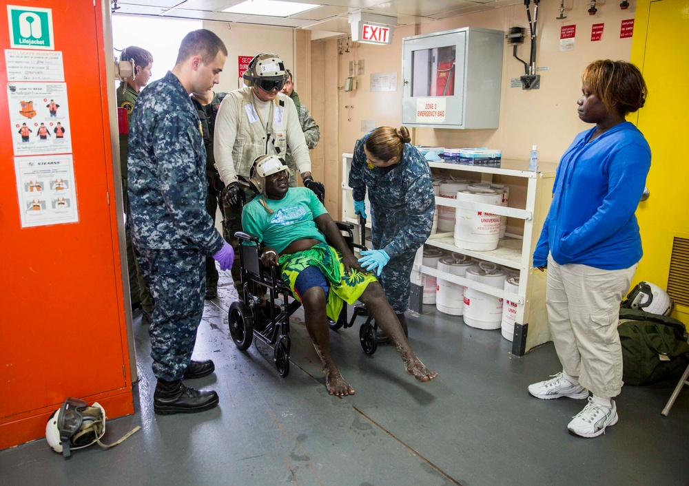 USNS Mercy transports six injured from Bougainville to ship for critical care