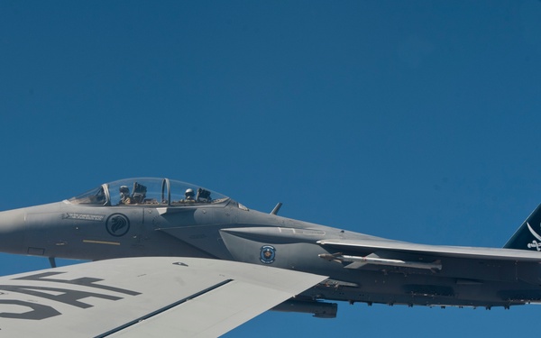 Lilac Princesses get glimpse at Fairchild’s refueling capabilities