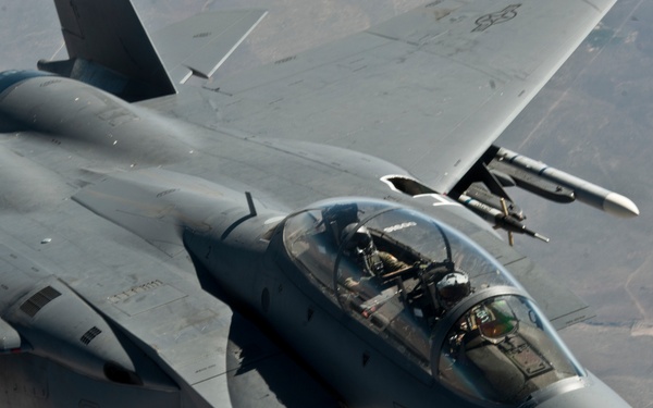 Lilac Princesses get glimpse at Fairchild’s refueling capabilities