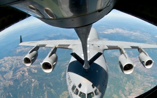 Lilac Princesses get glimpse at Fairchild’s refueling capabilities