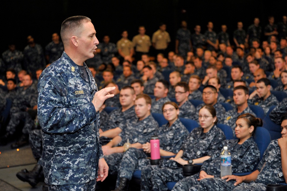 MCPON holds all-hands call at Joint Base Pearl Harbor-Hickam