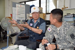 Korean War veteran shares experiences with US military