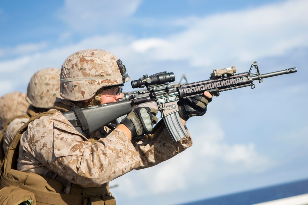 U.S. Marine and JGSDF deck shoot aboard the USS Green Bay (LPD-20)