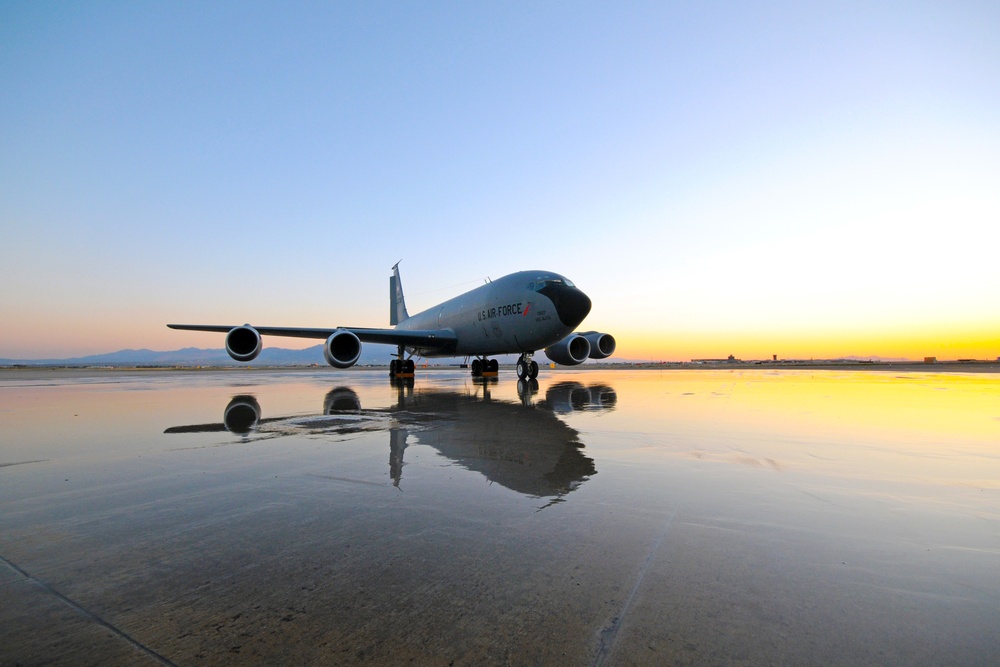 KC-135 Reflection