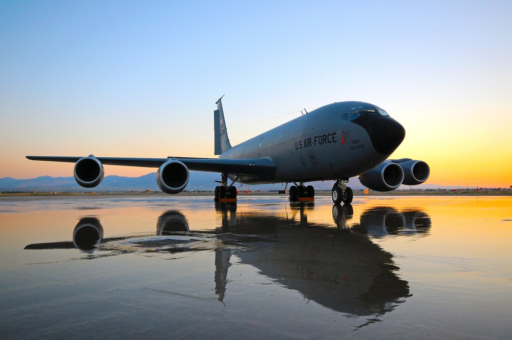 KC-135 Reflection