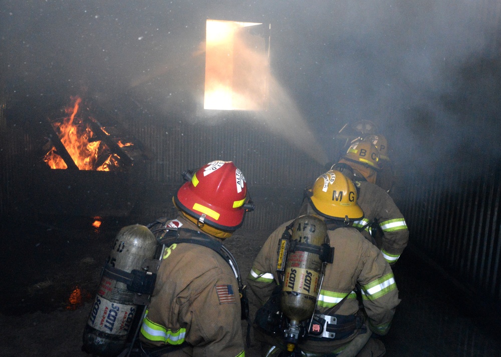 Altus AFB hosts training for community firefighters