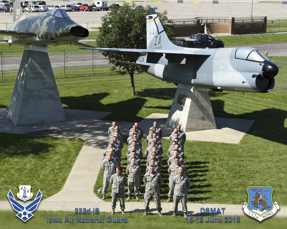 Members of the 132nd Wing's 232 IS gather for group photo.