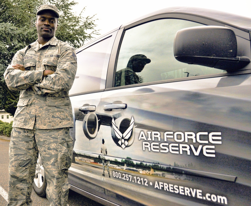 Reserve recruiter aims to 'change lives for better'