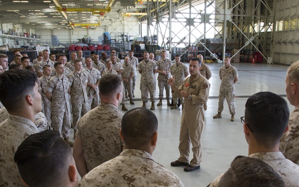 VMM-166, VMM-268 and VMM-364 Aviation Commendation Awards Ceremony