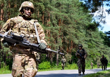 Polish, US soldiers participate in tactics training