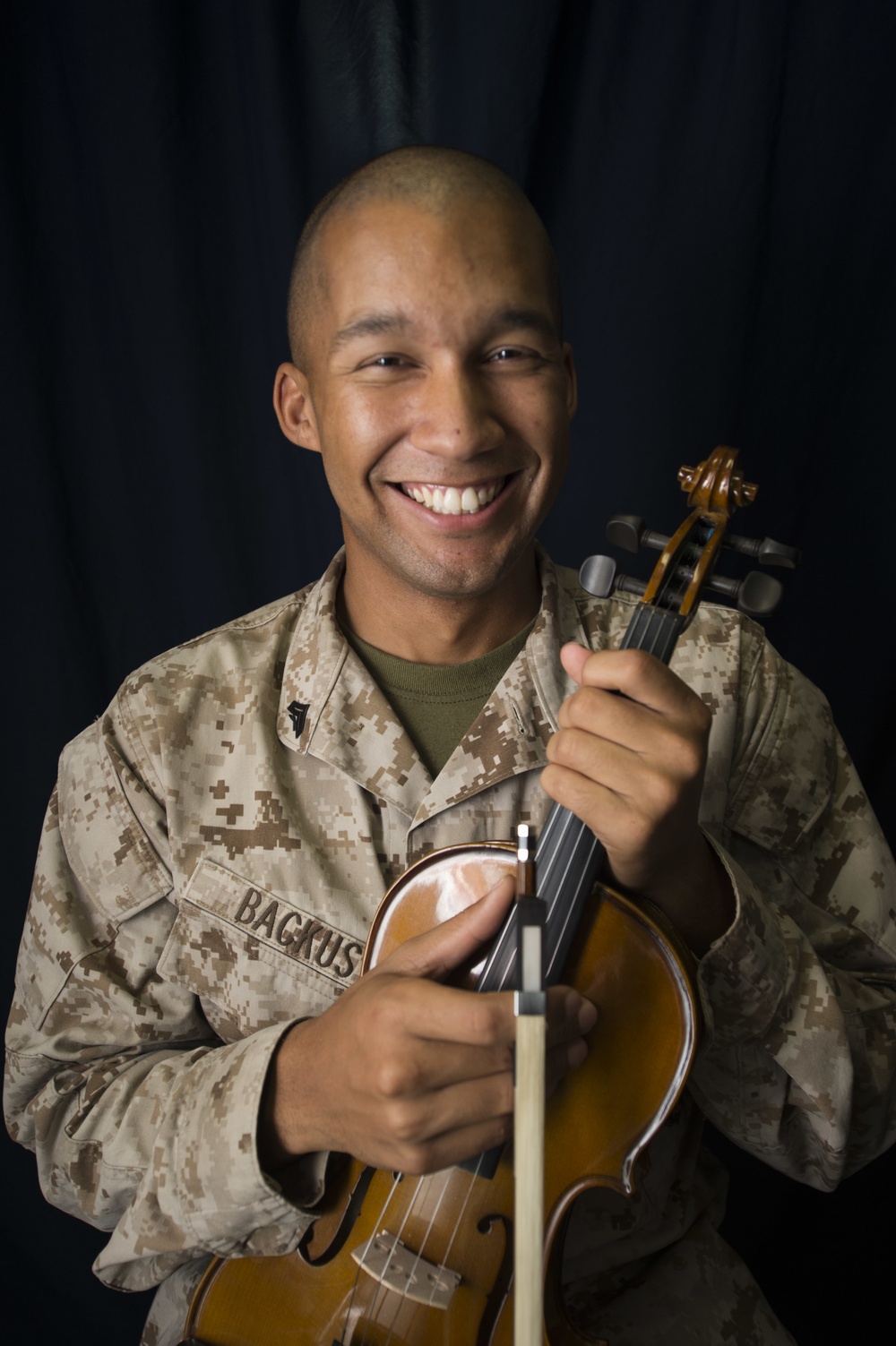 Maestro of the Rushmore: U.S. Marine goes an octave above