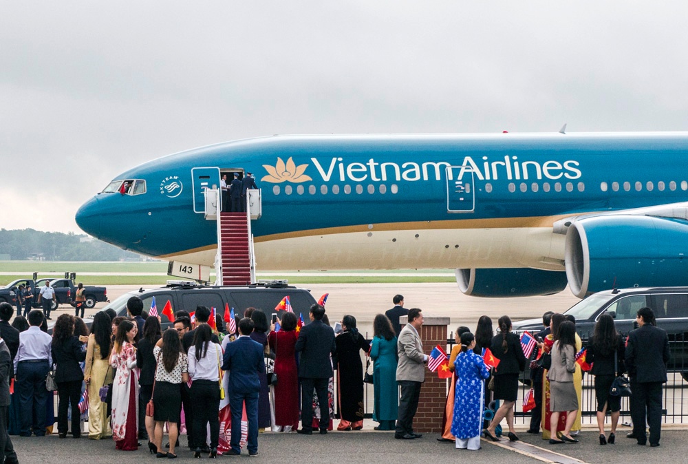 Vietnam Communist Party leaders arrives at Joint Base Andrews, to meet President Obama