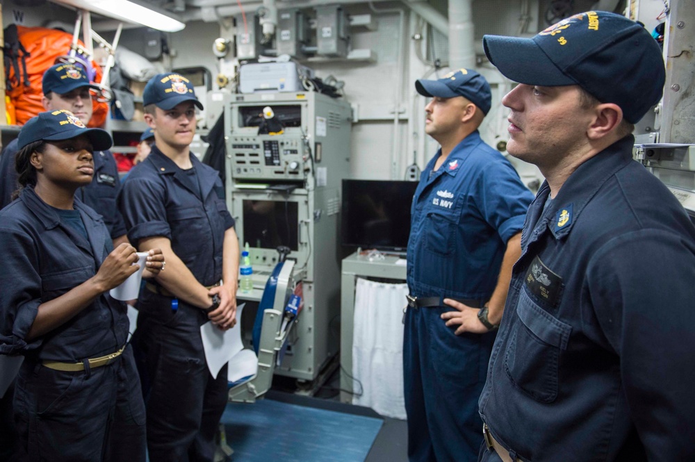USS Farragut Midshipmen training