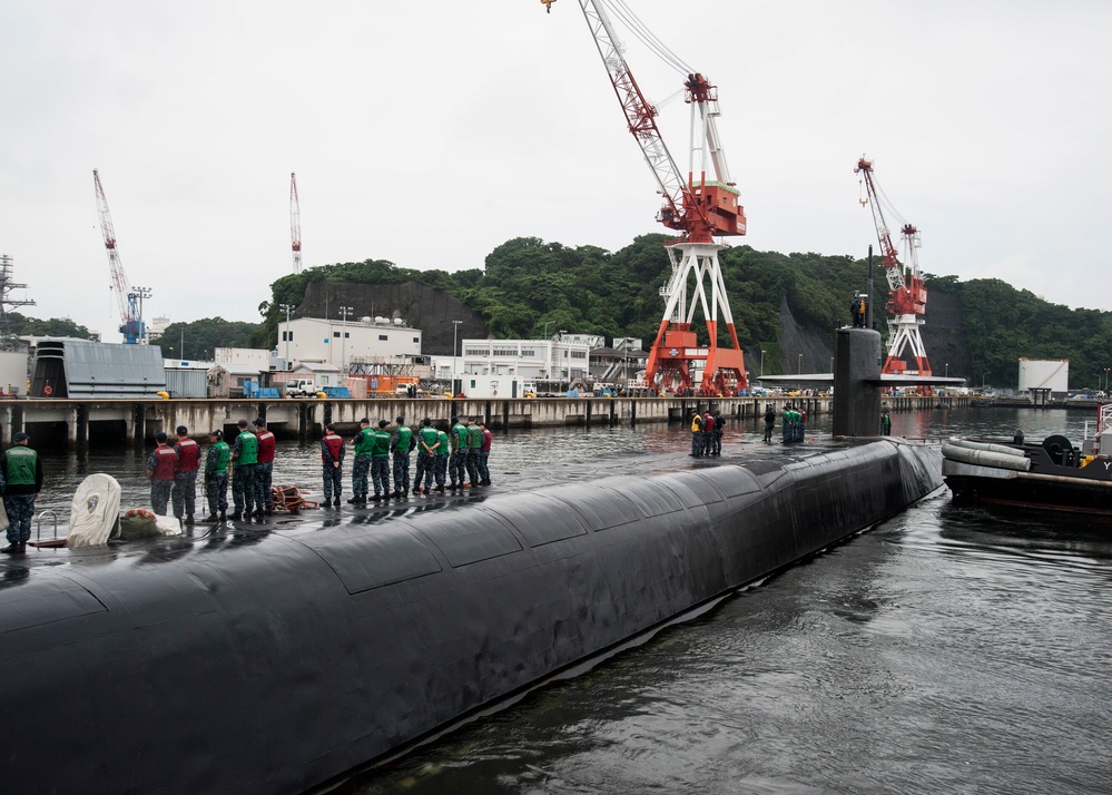 USS Michigan (SSGN 727) at Fleet Activities Yokosuka