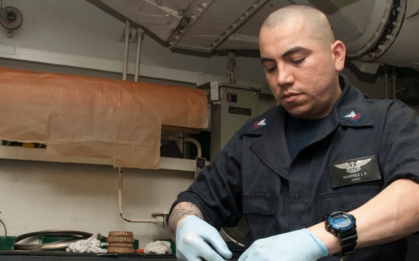 USS George Washington action