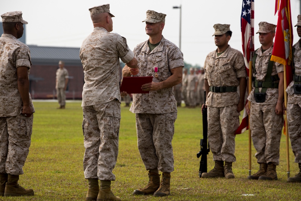 Marine Raider Support Group changes commanders