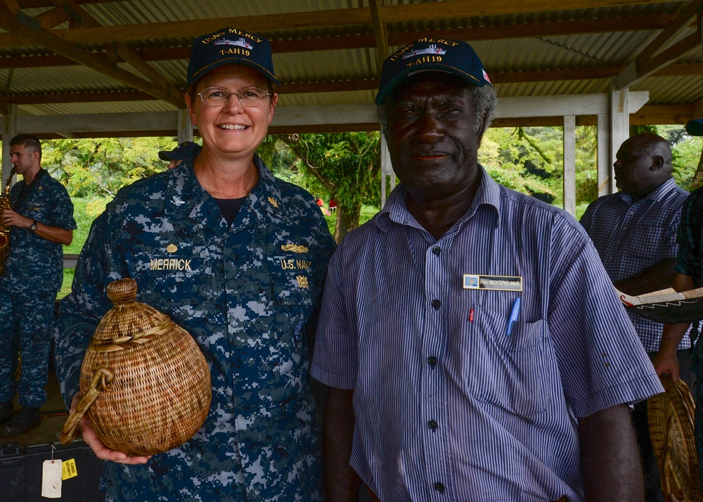 Pacific Fleet Band performs at ceremony in Arawa, Papa New Guinea