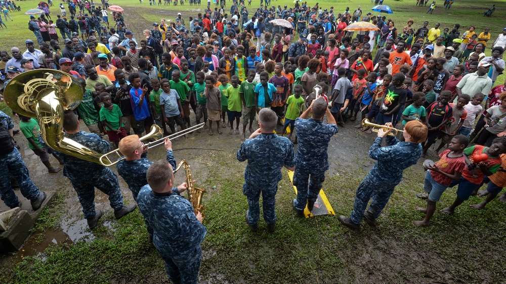 Pacific Fleet Band performs at ceremony in Arawa, Papa New Guinea