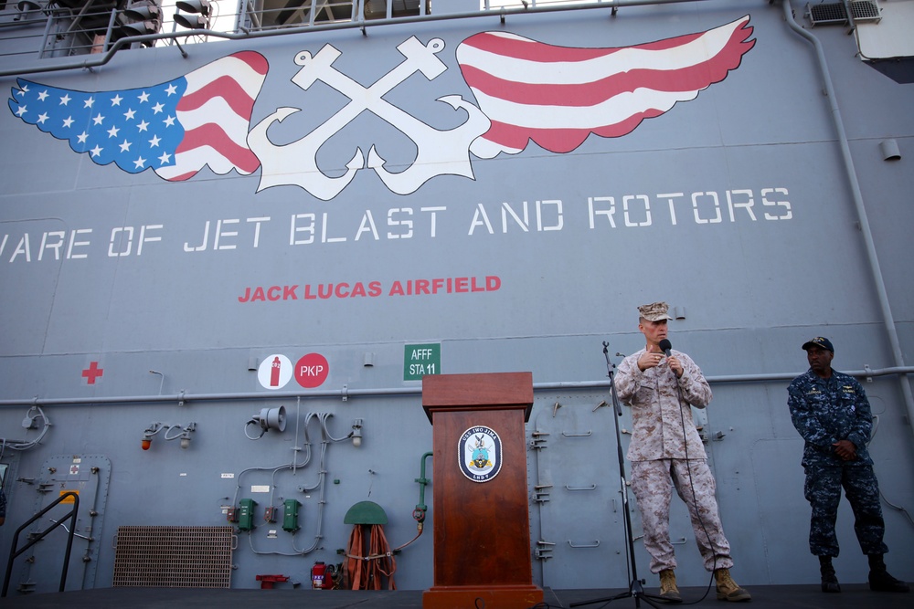 Task Force 51 Commander visits USS Iwo Jima in Jordan