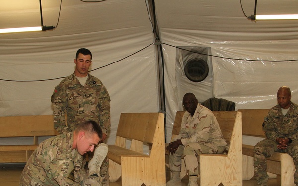 Soldiers civilians train together