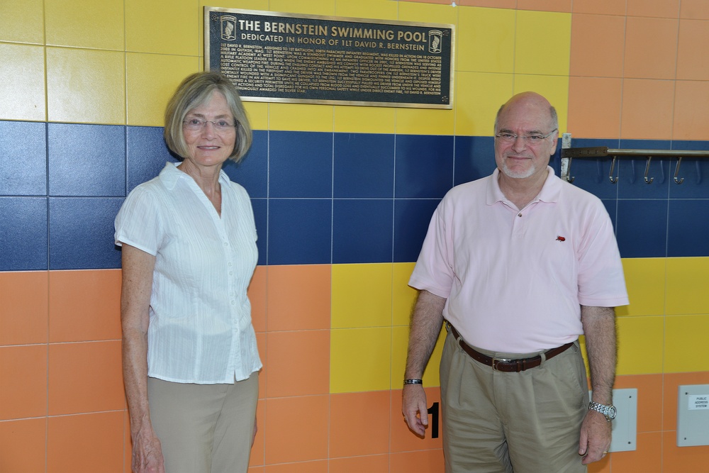 Building Dedication Judd-Metcalfe Fitness Center e Bernstein Pool Dedication