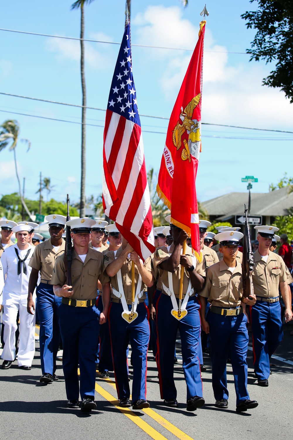 MCBH Marines show aloha, celebrate 4th