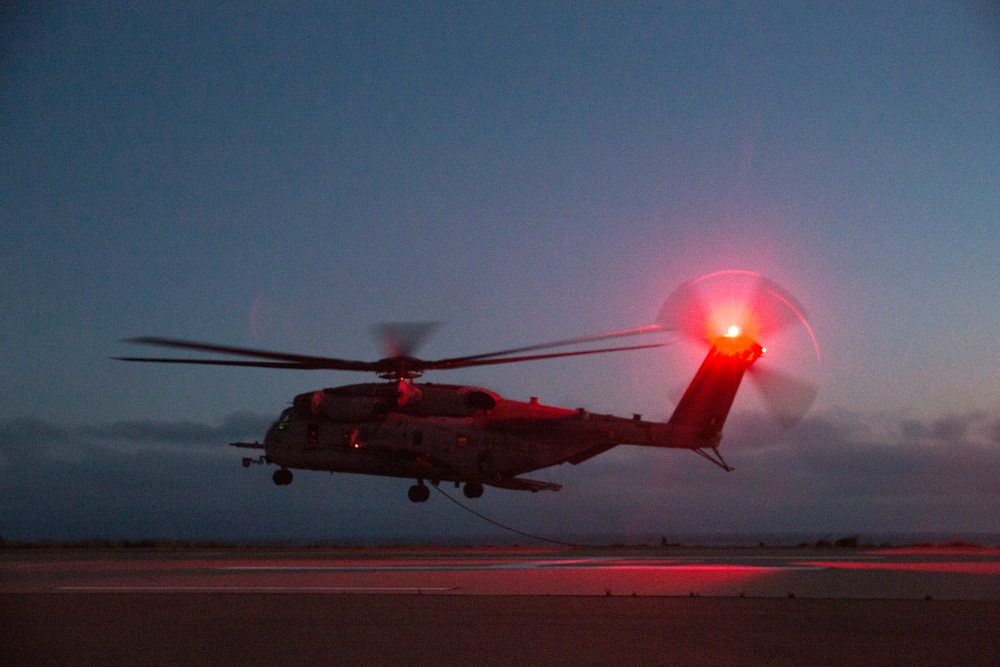 No light, no problem: HMH-466 'Wolfpack' drops grunts into evening action