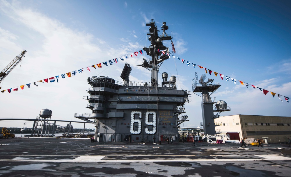 USS Dwight D. Eisenhower operations