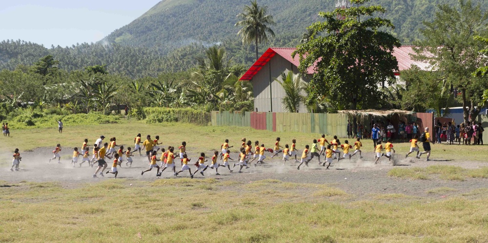 Pacific Partnership sports day with Sacred Heart students