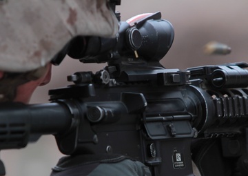 Marines with 2/1 participate in Raid Leaders Course