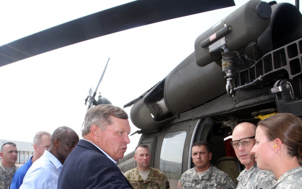 National Commission for the Future of the US Army tours Fort Hood