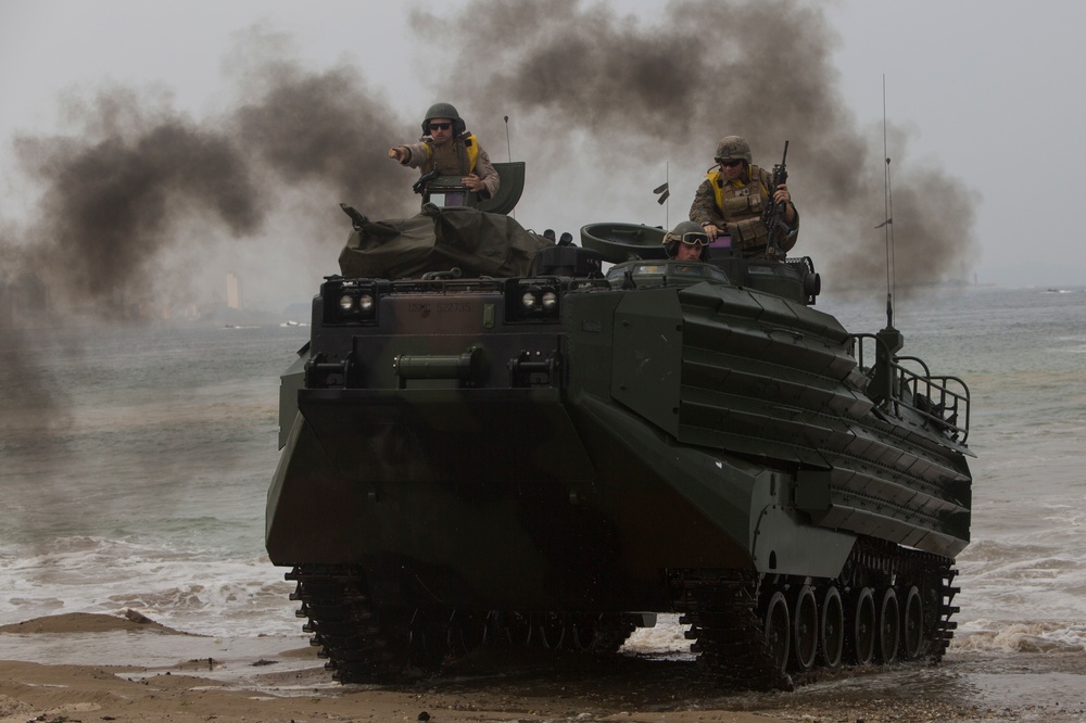 U.S., ROK Marines share valuable training at Peninsula Express 15