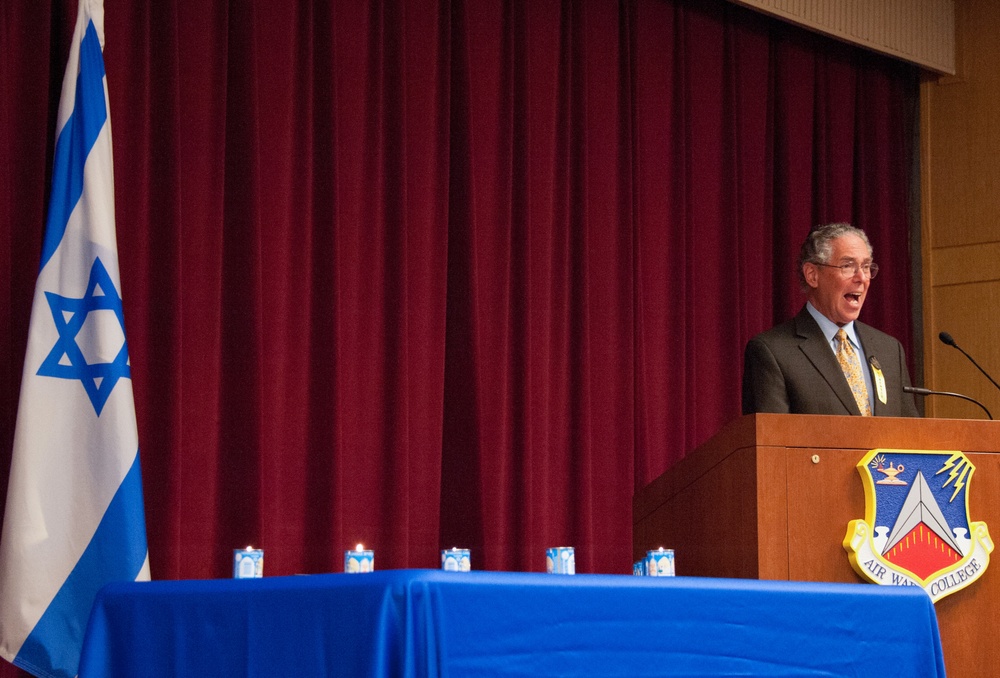 Holocaust Days of Remembrance Commemoration