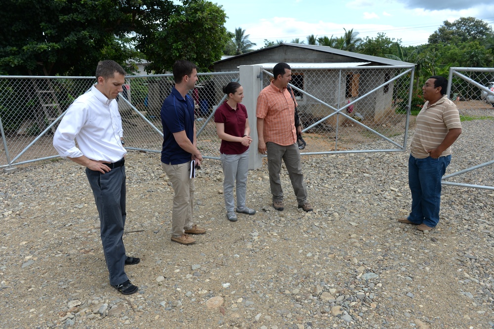 New Horizons 'Engagement' Team visits key leaders throughout Trujillo, Honduras