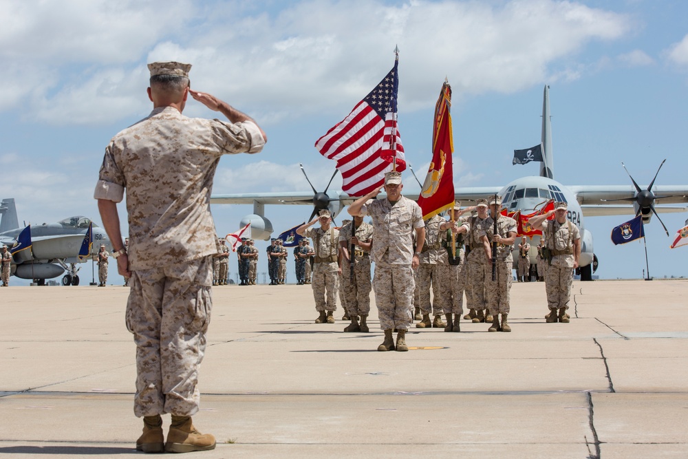 Swan takes command of MAG-11